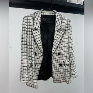 Zara white and black plaid blazer